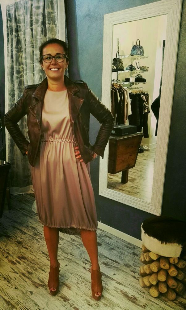 Seta, righe e fiori … abiti per tutti i&nbsp;gusti